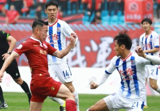 队长最新爆料足球队员,足球队员背后的故事与风采 第3张 队长最新爆料足球队员,足球队员背后的故事与风采 第3张