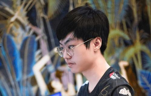 涵艺爆料四选一视频完整版,四选一视频完整版揭秘，真相大白！